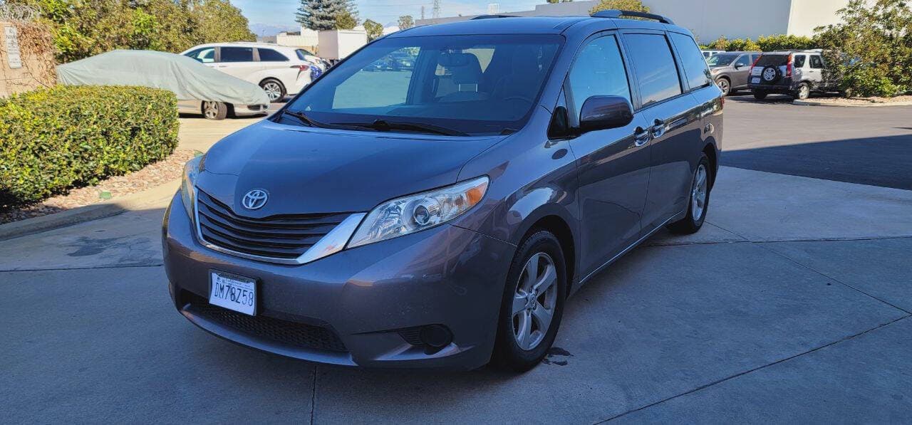 2015 Toyota Sienna LE Mobility 7-Passenger